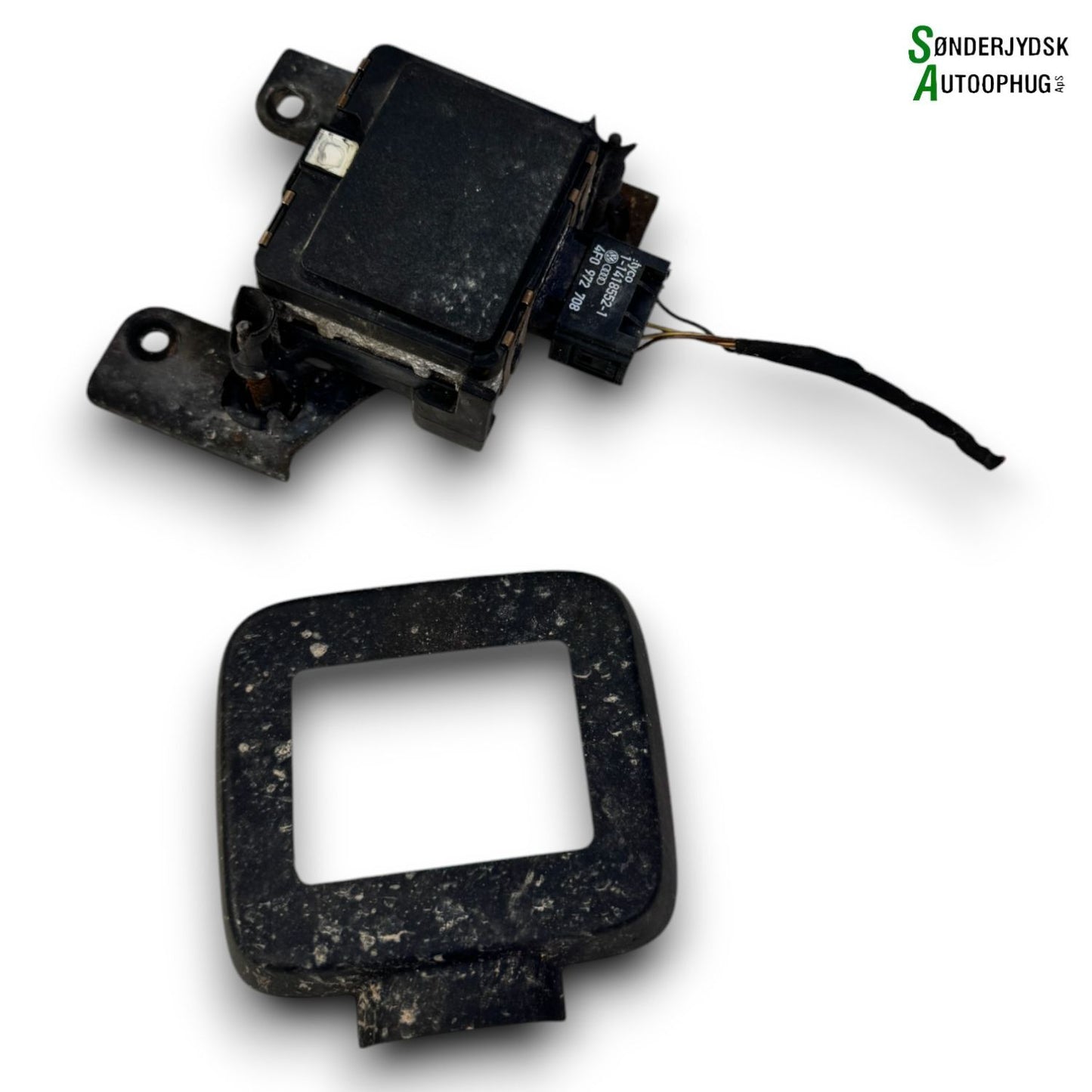 VW Polo 6C Radar Med OEM Nr. 5Q0907561D Fra VW Ophugger