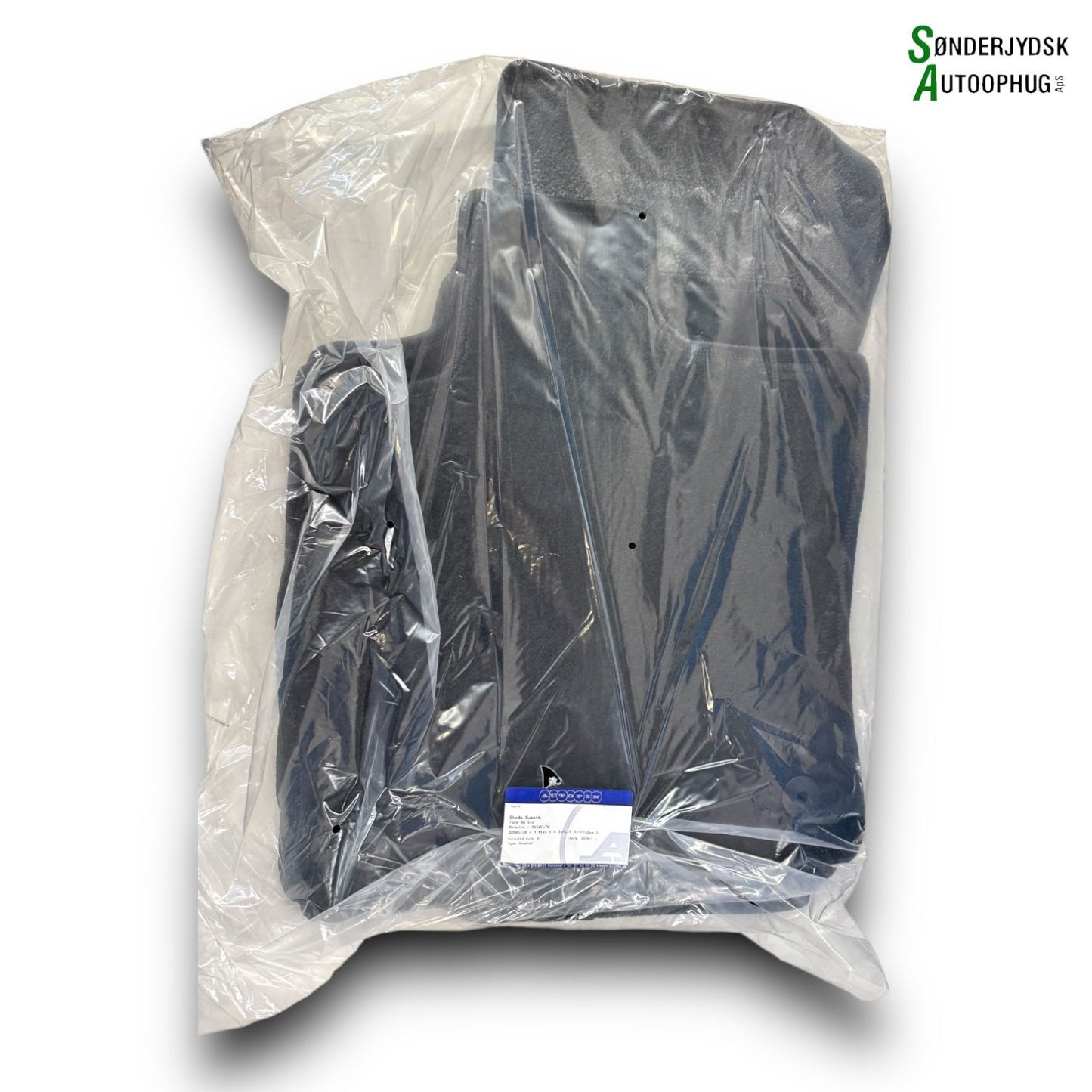 Skoda Superb B8 Bundmåtte Med OEM Nr. Ophugger Fra Skoda Ophugger