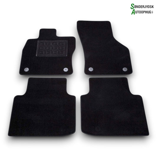 Skoda Superb B8 Bundmåtte Med OEM Nr. Ophugger Fra Skoda Ophugger