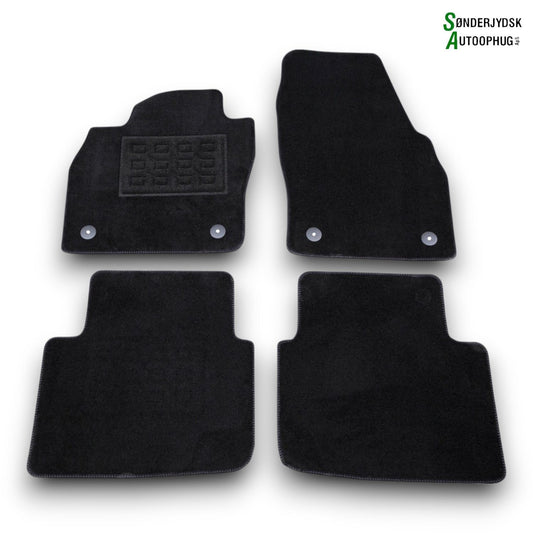 Skoda Scala Bundmåtte Med OEM Nr. Ophugger Fra Skoda Ophugger