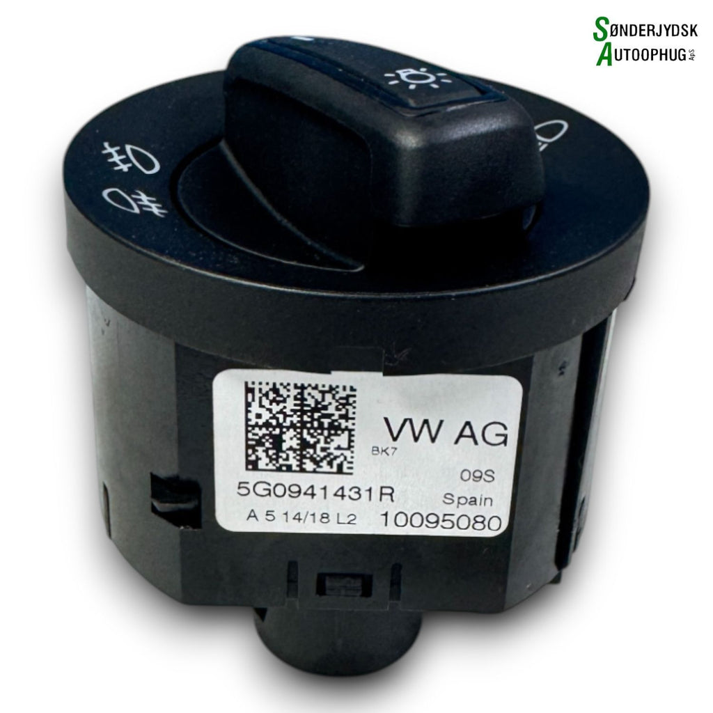 VW Polo Aw Kontakt Lys Med OEM Nr. 5G0941431AF Fra VW Ophugger