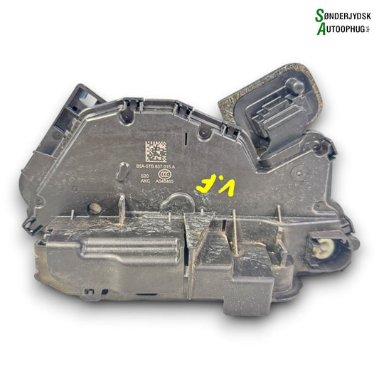 VW Polo AW Dørlås Med OEM Nr. 5TB837015E Fra VW Ophugger