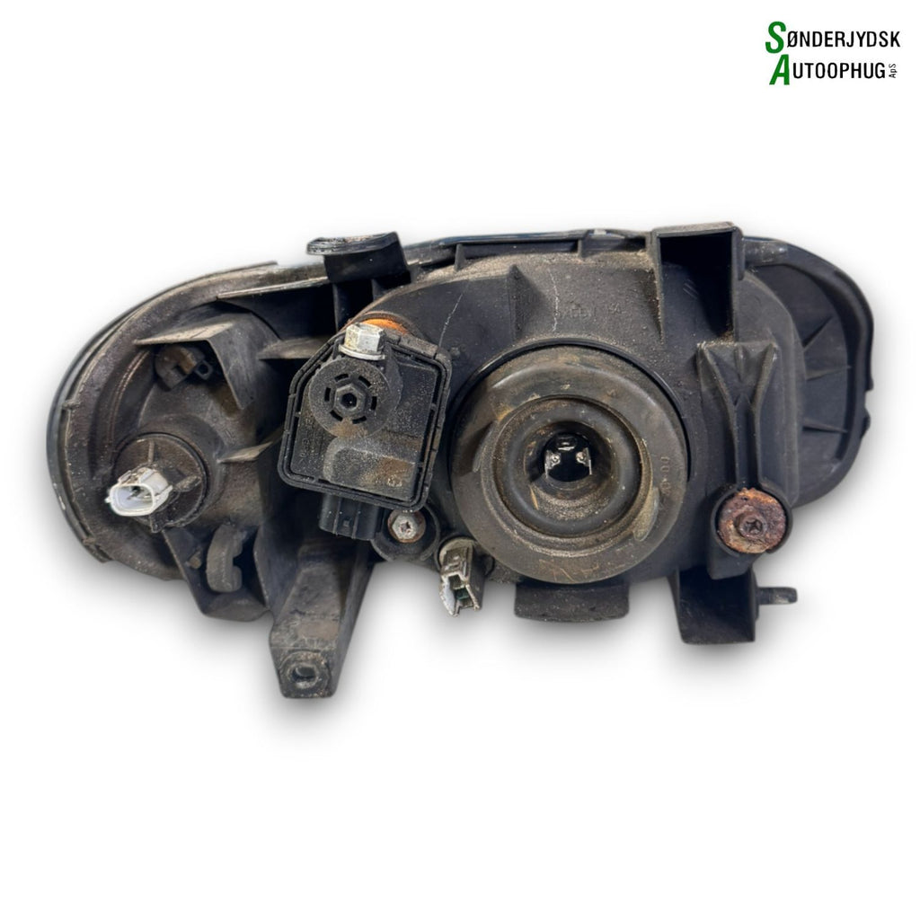 Suzuki Alto Forlygte Med OEM Nr. 35320M79G20 Fra Suzuki Ophugger