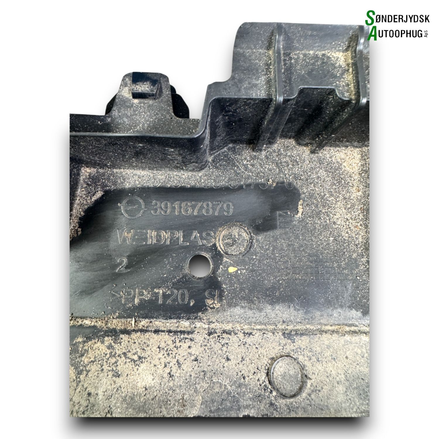 Opel Corsa F Front, Løsdele Med OEM Nr. 39167879 Fra Opel Ophugger