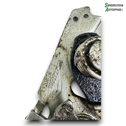 Opel Corsa F Hjelmlås Med OEM Nr. 9822727580 Fra Opel Ophugger