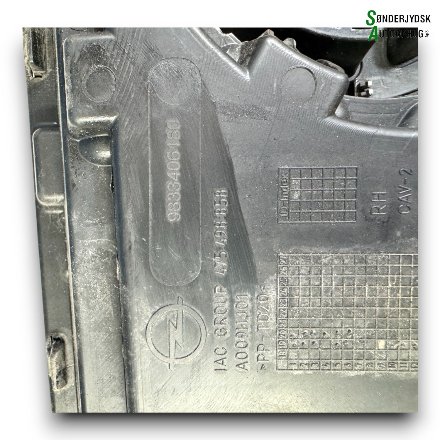 Opel Corsa F Frontgitter Med OEM Nr. 9833406180 Fra Opel Autoophug