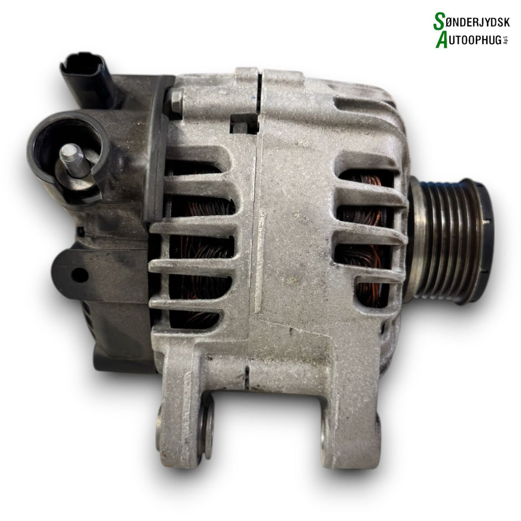Opel Corsa F Generator Med OEM Nr. 1686438080 Fra Opel Ophugger