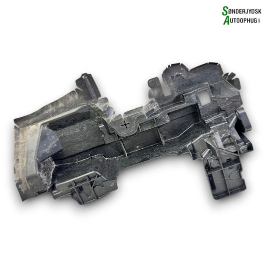 Opel Corsa F Front, Løsdele Med OEM Nr. 9829756780 Fra Opel Ophugger