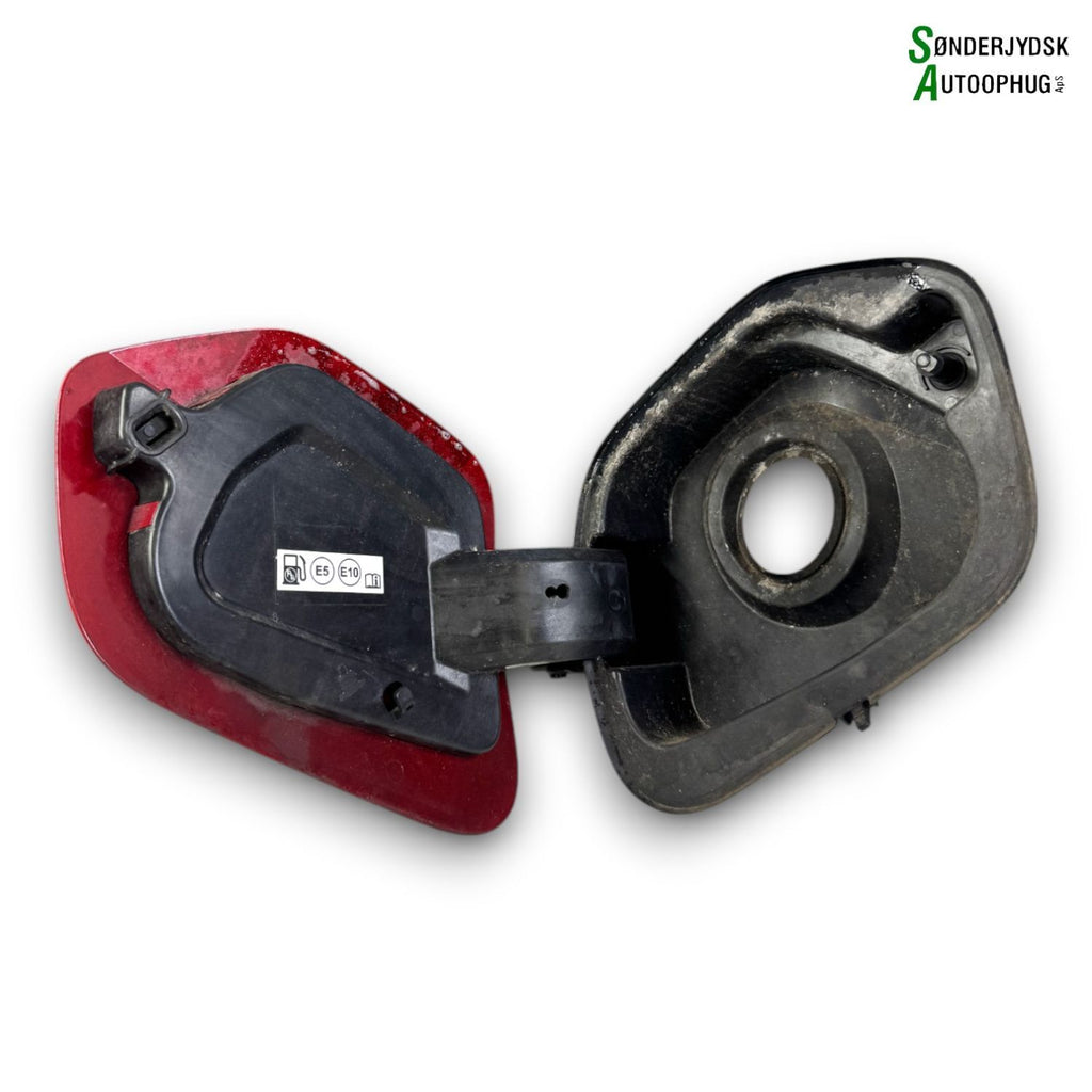 Opel Corsa F Benzinklap / Tankklap Med OEM Nr. 9829495280 Fra Opel Ophugger