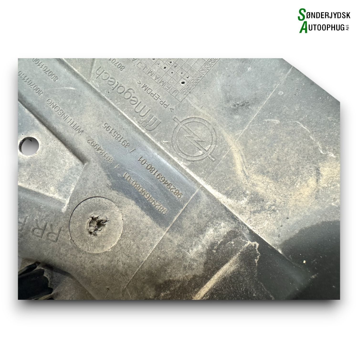 Opel Corsa F Inderskærm Med OEM Nr. 982946918001 Fra Opel Ophugger
