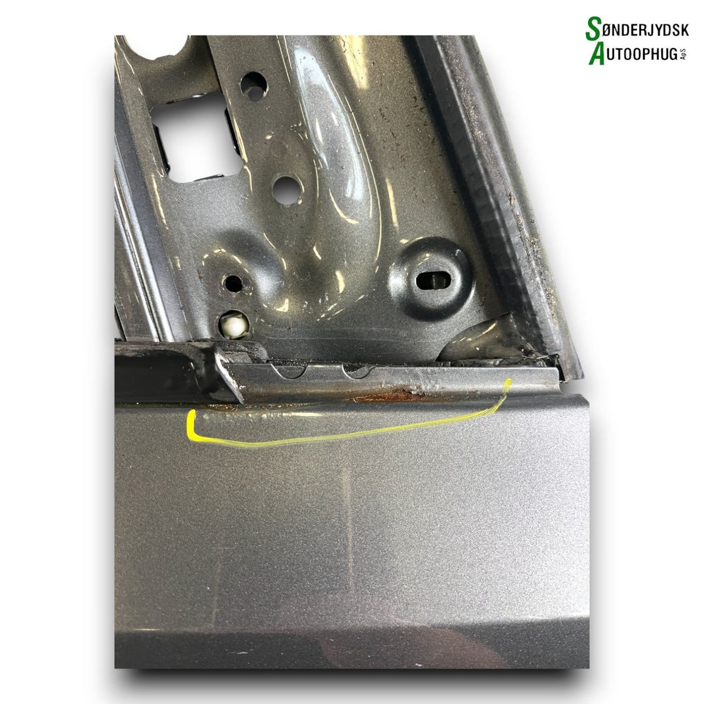 VW Polo 6R Fordør H Med OEM Nr. 6R4831056J Fra VW Ophugger