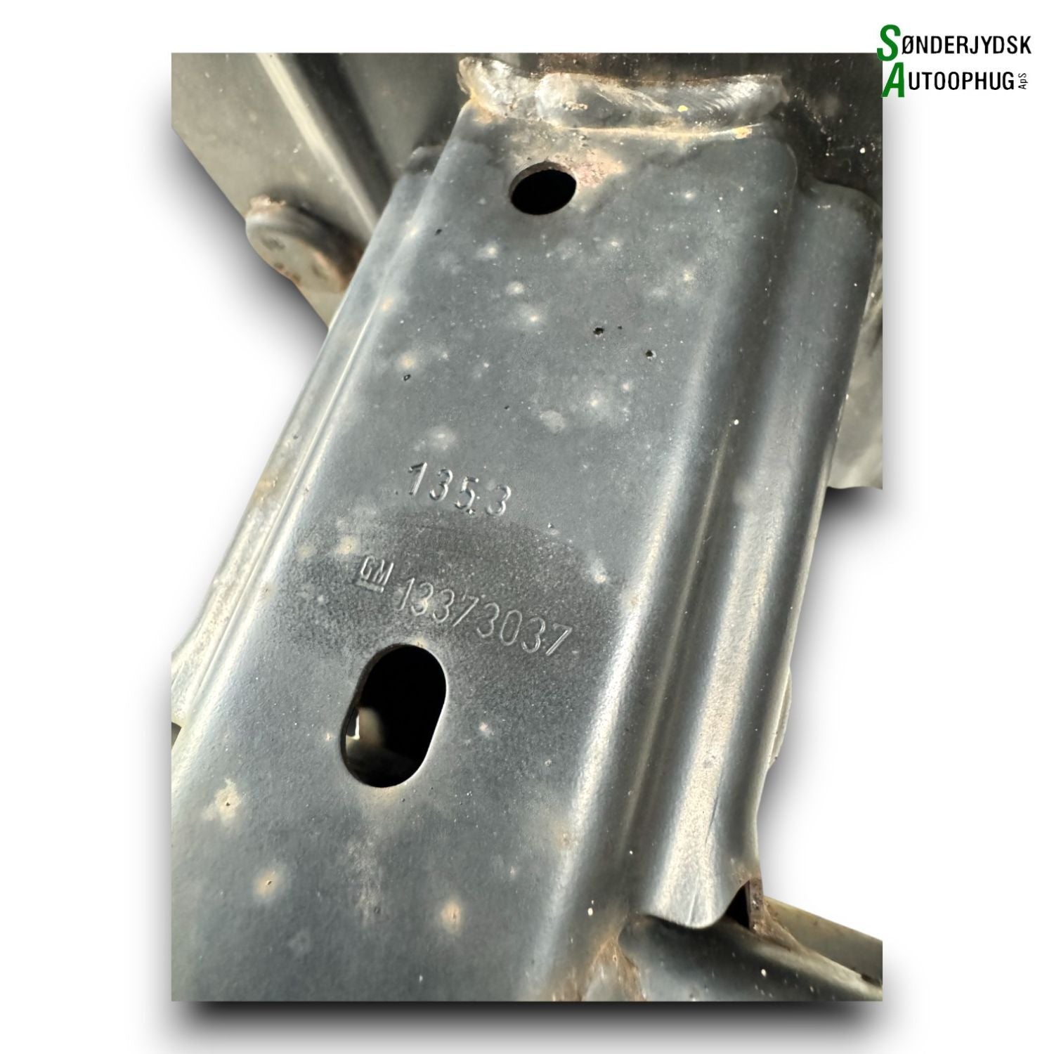 Opel Adam Kofangerstiver Med OEM Nr. 13373037 Fra Opel Ophugger