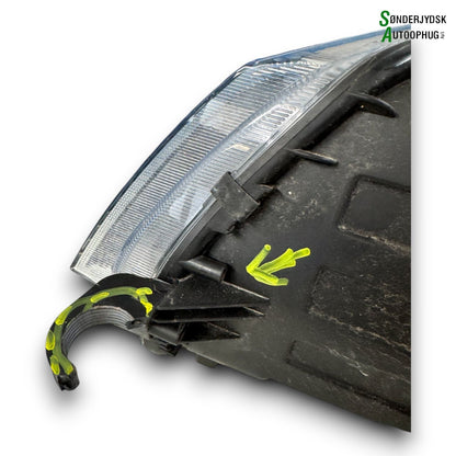 Skoda Octavia Forlygte Med OEM Nr. 5E1941016 Fra Skoda Ophugger