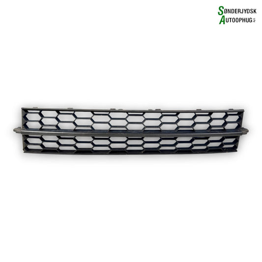 Skoda Octavia Frontgitter Med OEM Nr. 5E0853677 Fra Skoda Ophugger