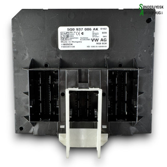Skoda Octavia Bcm / Komfortkomputer Med OEM Nr. 5Q0937086AK Fra Skoda Ophugger