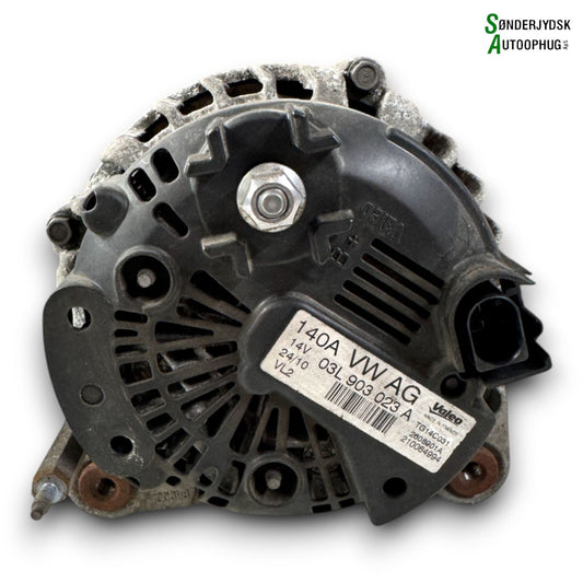 VW Polo 6R Generator Med OEM Nr. 03L903023 Fra VW Ophugger