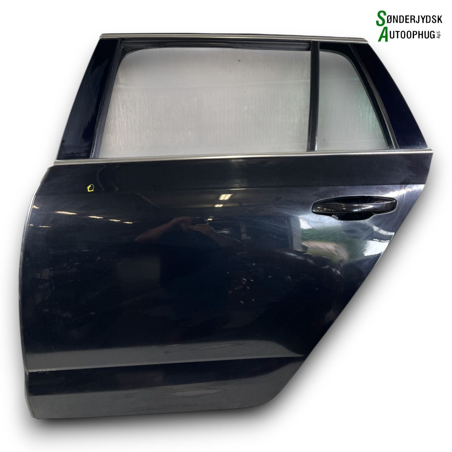 Skoda Octavia Bagdør V Med OEM Nr. 5E9833055C Fra Skoda Ophugger