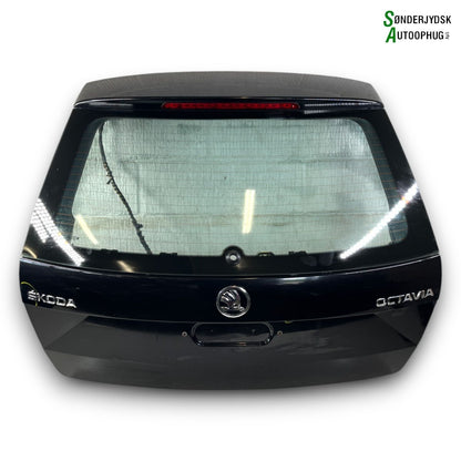 Skoda Octavia Bagklap Med OEM Nr. 5E9827023E Fra Skoda Ophugger
