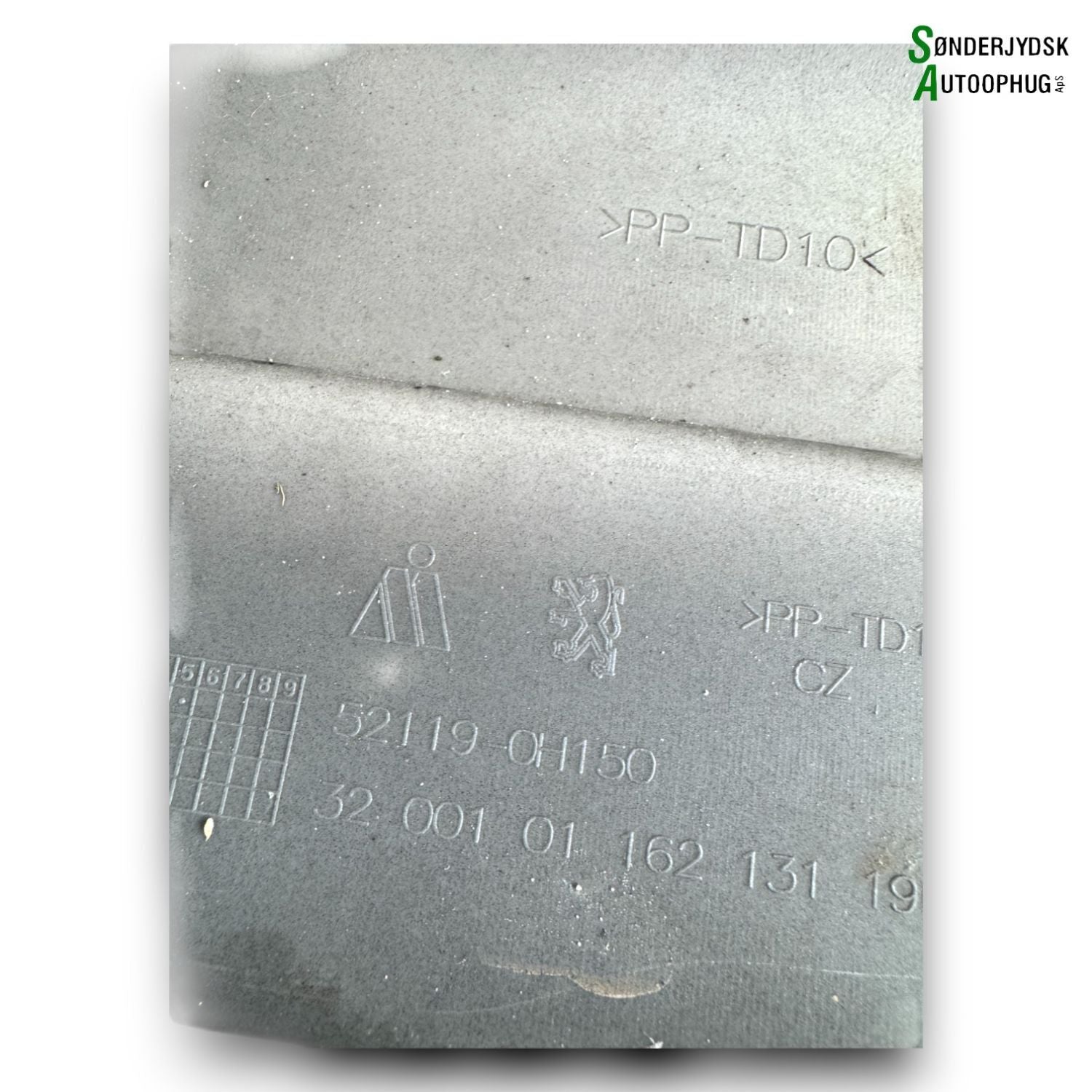 Peugeot 108 Forkofanger Med OEM Nr. 521190H150 Fra Peugeot Ophugger