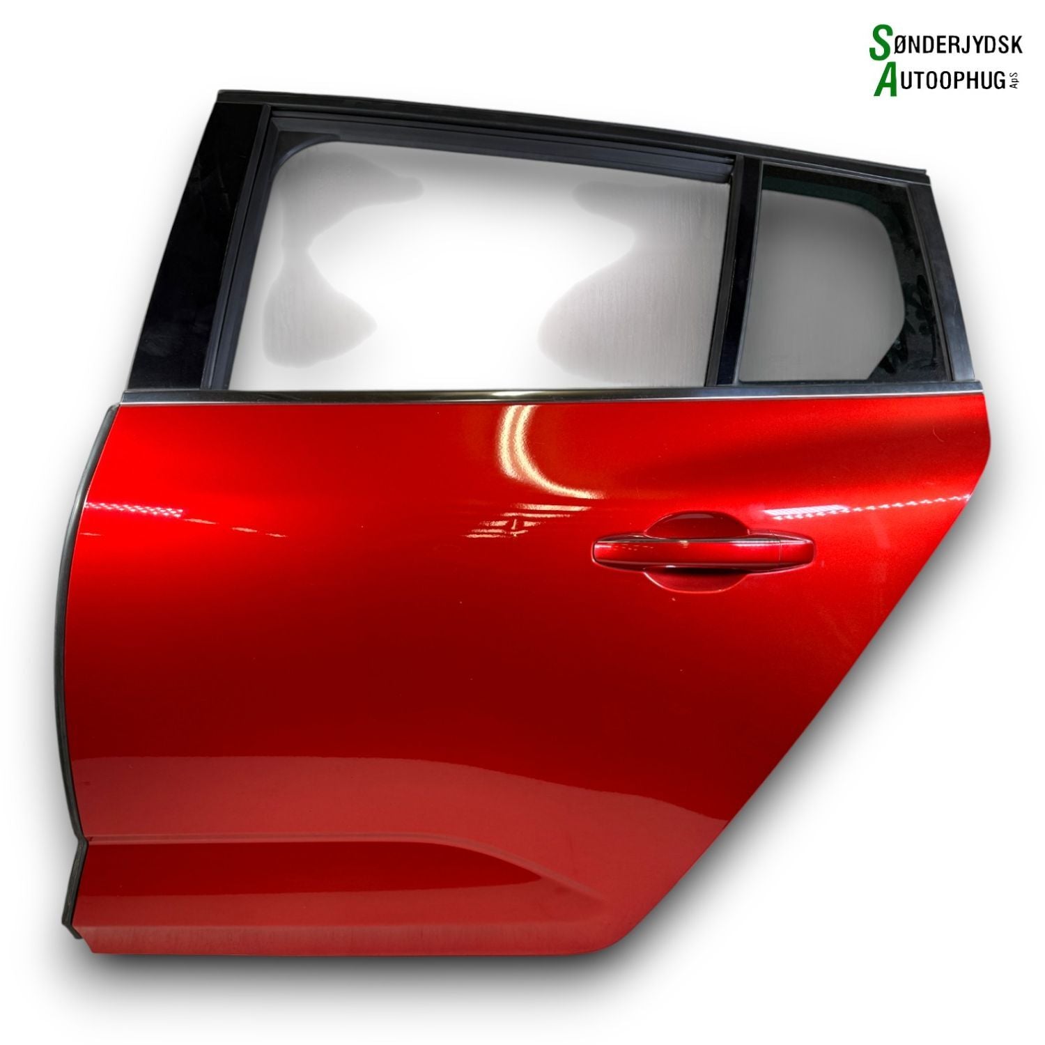 Renault Megane 4 Bagdør V Med OEM Nr. 821017395R Fra Renault Ophugger