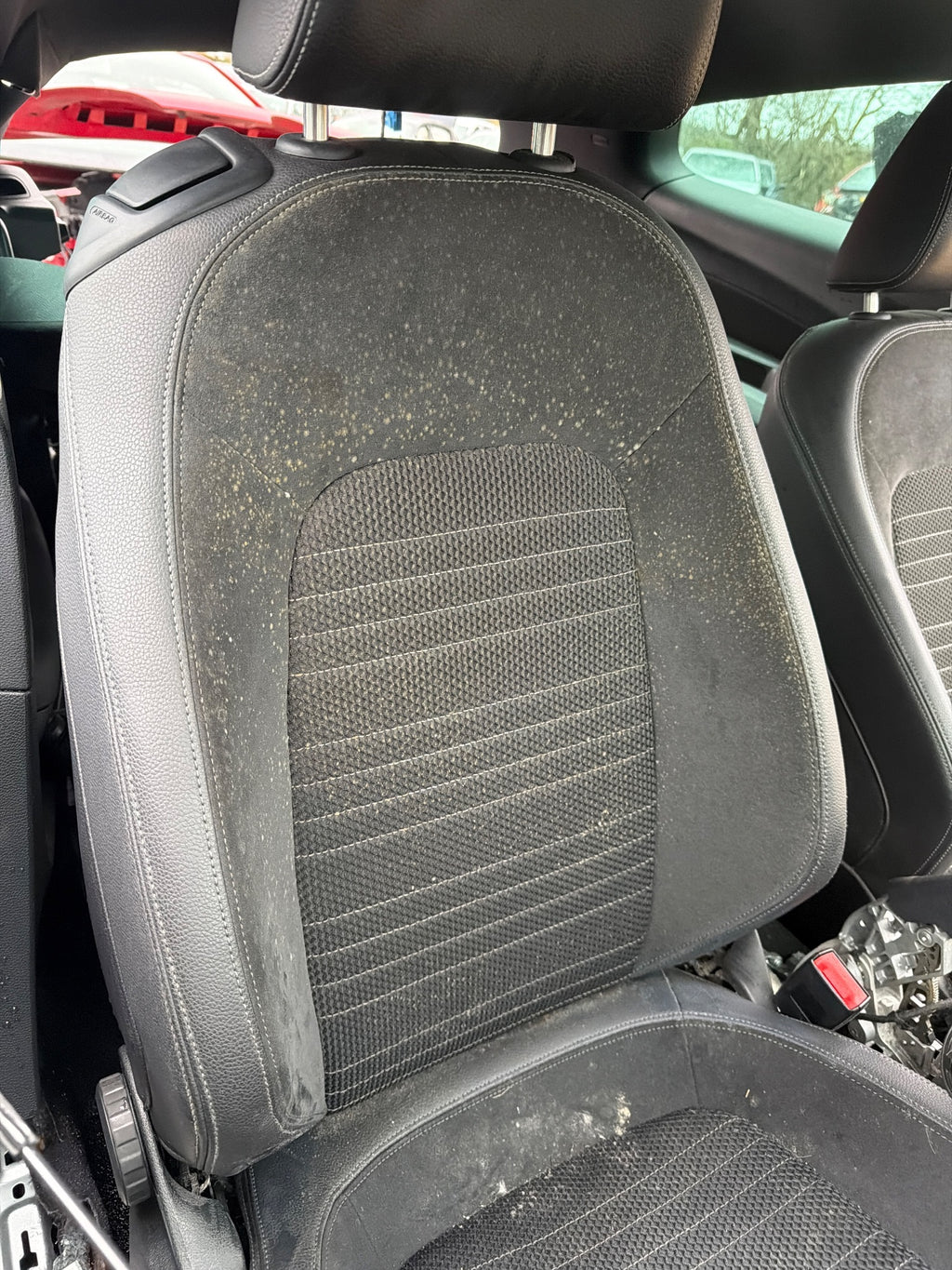 VW Scirocco III I3 Forsæde - Forstol Med OEM Nr. 1K8881806BPYCB Fra VW Ophugger