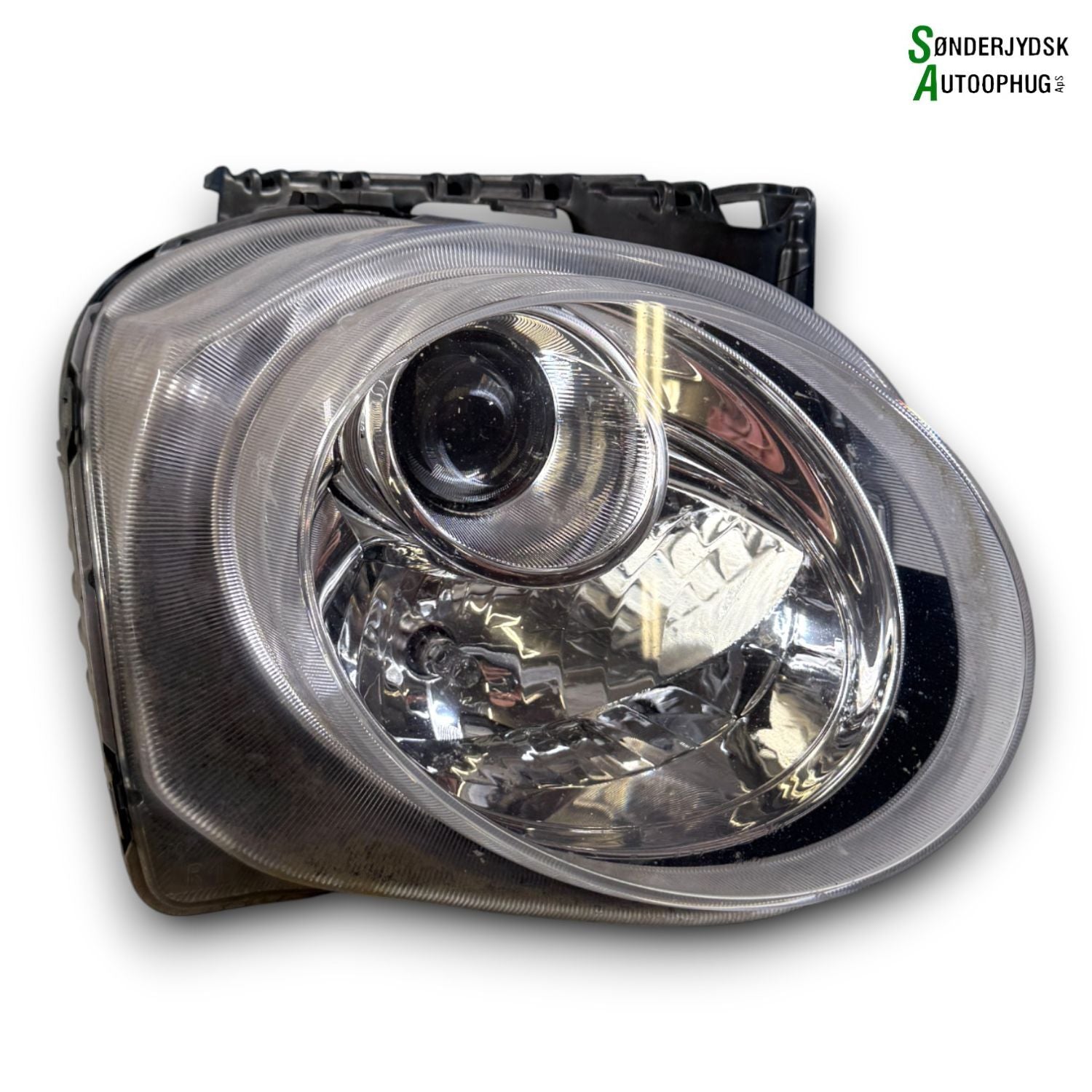 Nissan Juke Forlygte Med OEM Nr. 89909530 Fra Nissan Ophugger