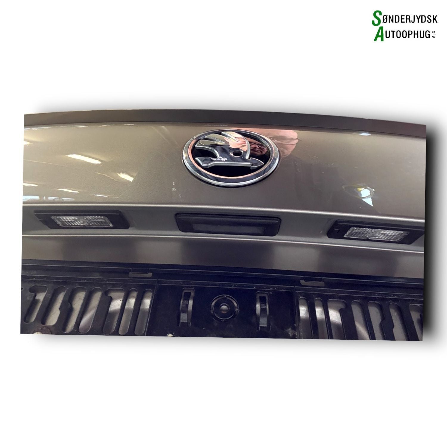 Skoda Rapid Bagklap Med OEM Nr. 5JA827025B Fra Skoda Ophugger
