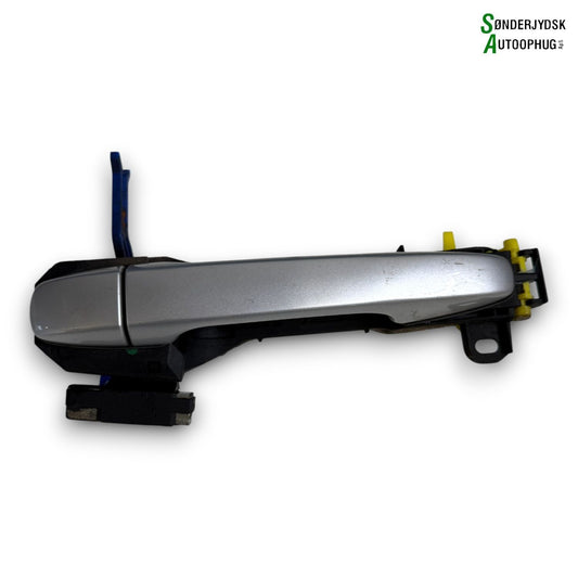 Toyota Verso Håndtag Udvendig Med OEM Nr. 6921105918 Fra Toyota Ophugger