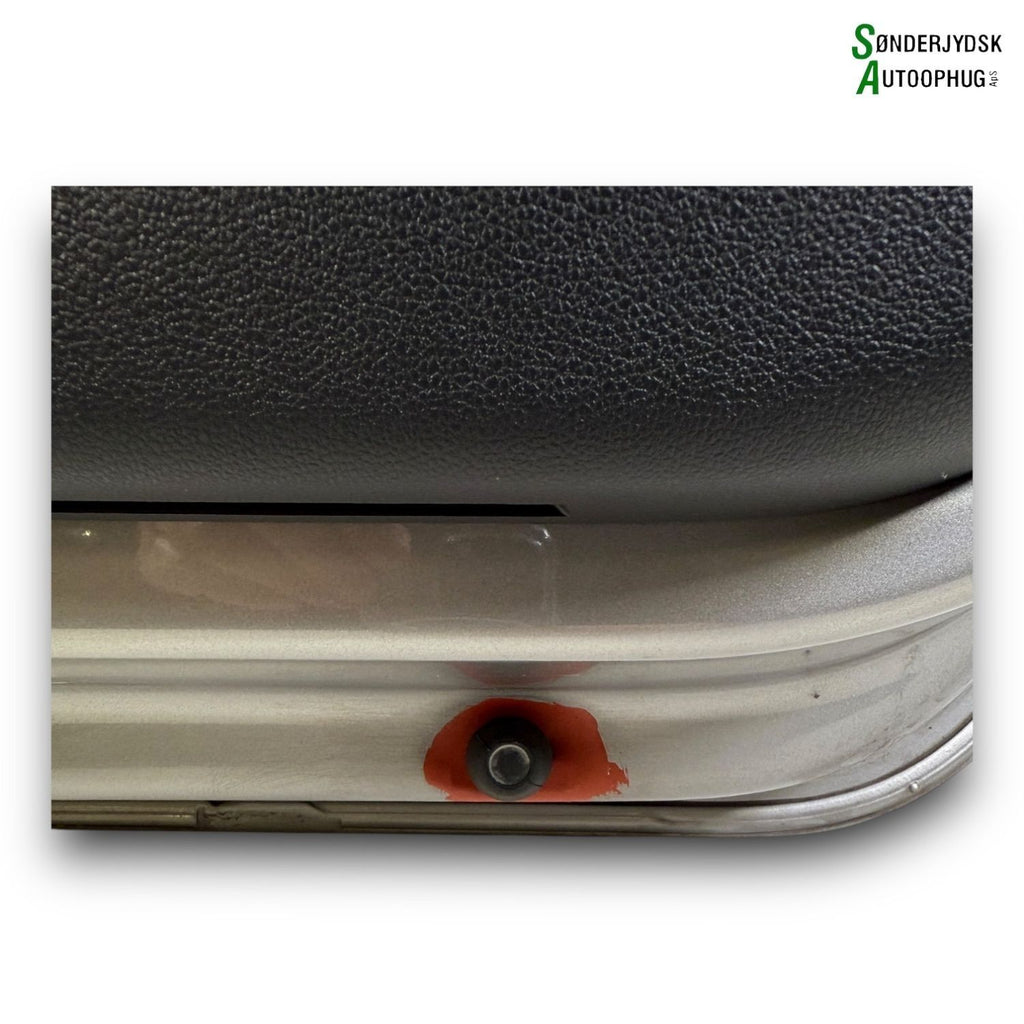 Seat Mii Bagdør V Med OEM Nr. 1S4833055B Fra Seat Ophugger
