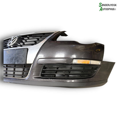 VW Passat 3C Forkofanger Med OEM Nr. 3C0807217D Fra VW Ophugger
