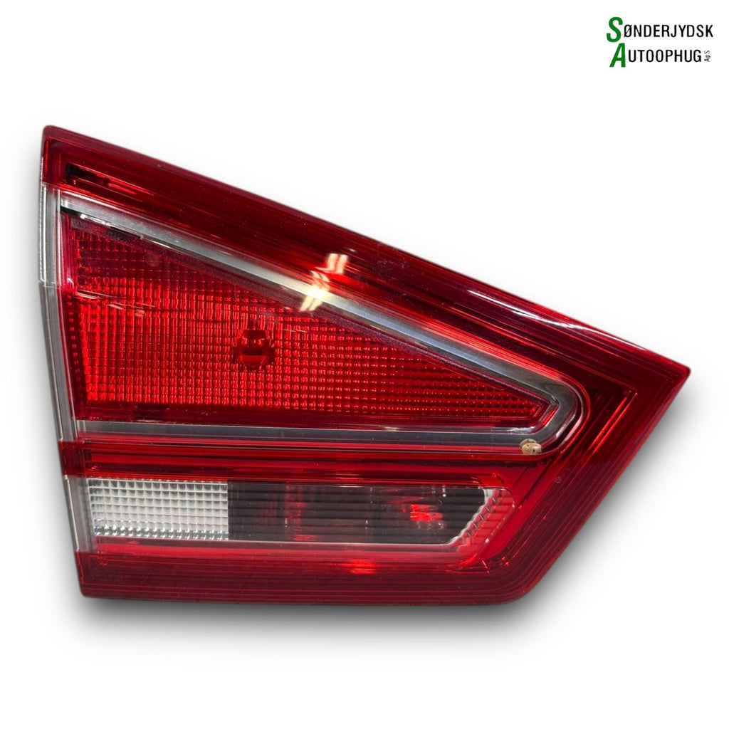 Ford B-Max Baglygte Med OEM Nr. AV1113A603AG Fra Ford Ophugger