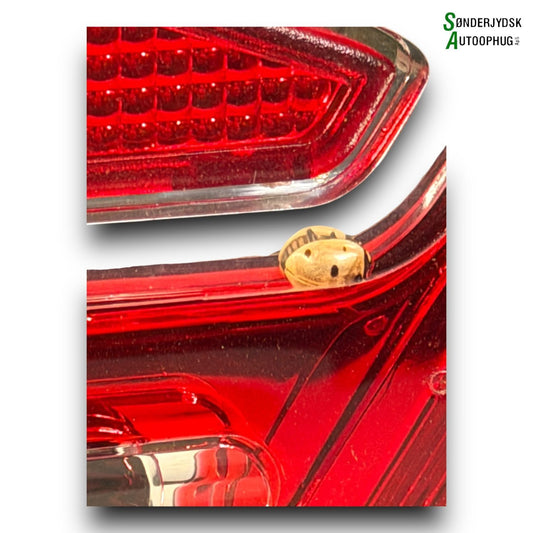 Ford B-Max Baglygte Med OEM Nr. AV1113A603AG Fra Ford Ophugger