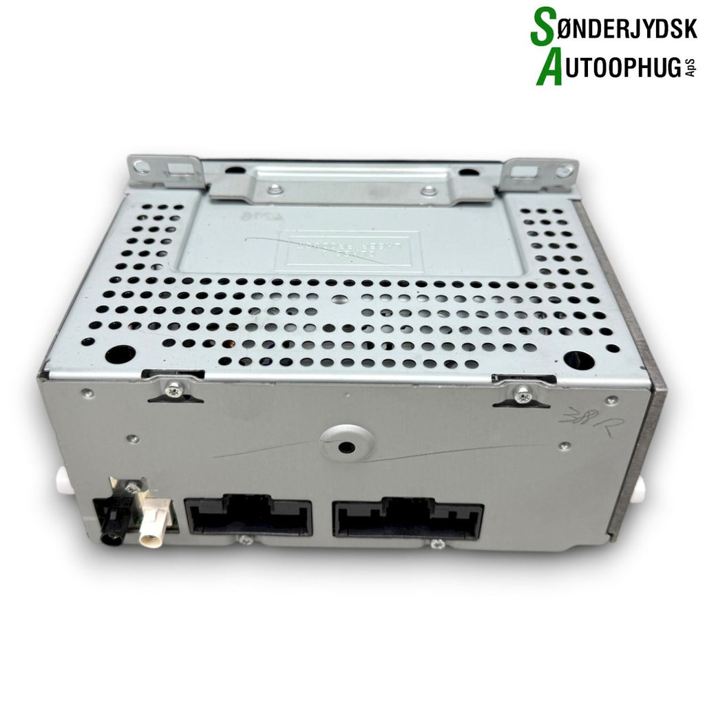 Ford Focus Radio Med OEM Nr. F1BT18C815LK Fra Ford Ophugger