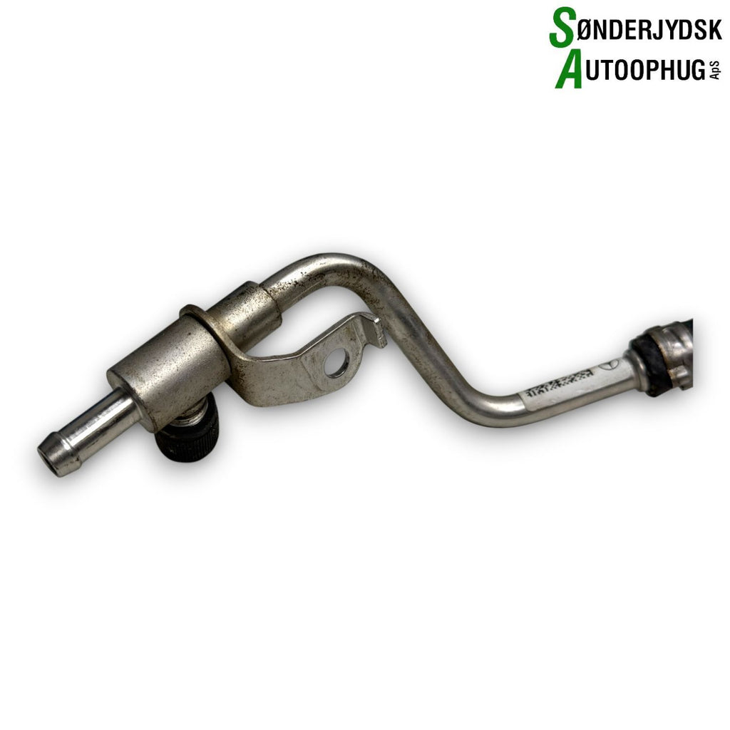 Mercedes-Benz Mercedes C W205 Benzinpumpe Med OEM Nr. 2740700501 Fra Mercedes-Benz Ophugger