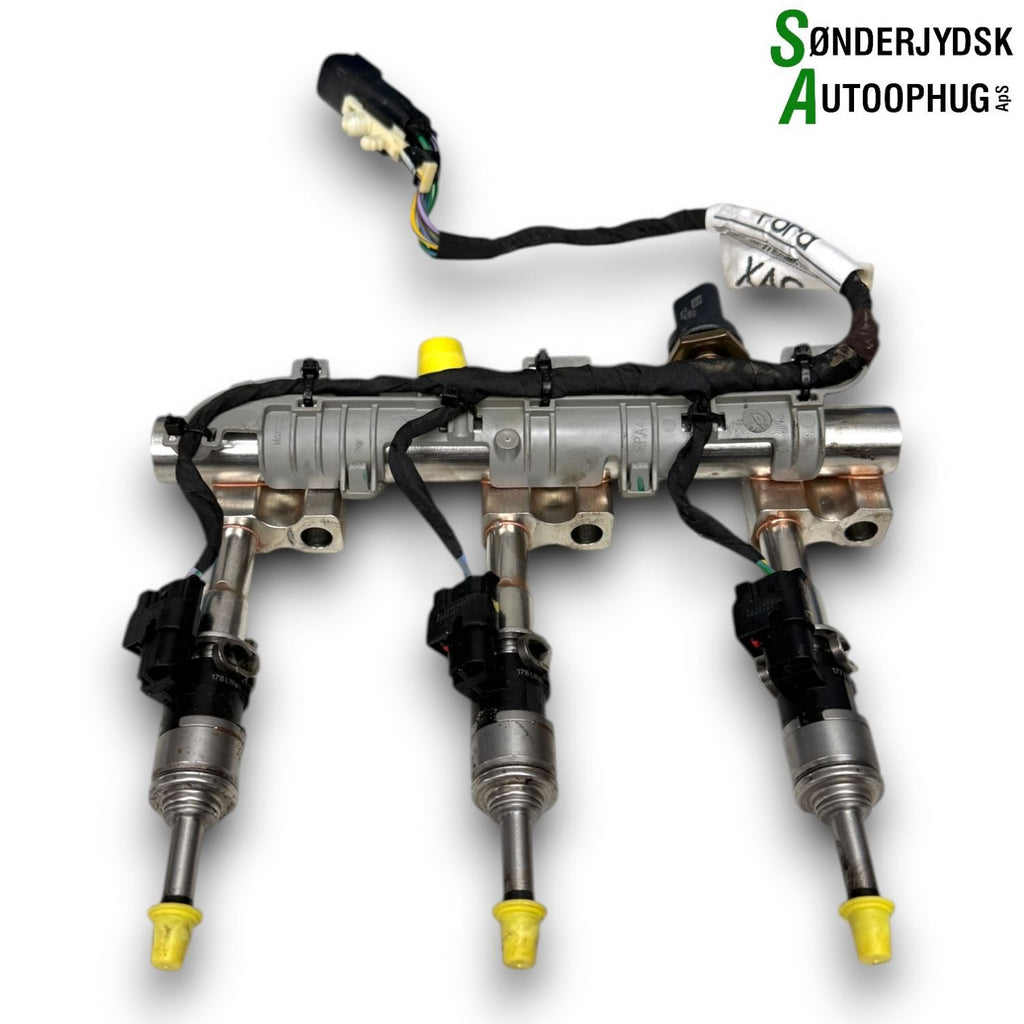 Ford Focus Dyse Med OEM Nr. 2830933 Fra Ford Ophugger