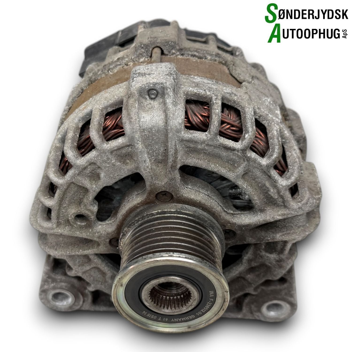 Nissan Qashqai Generator Med OEM Nr. 2331008633R Fra Nissan Ophugger