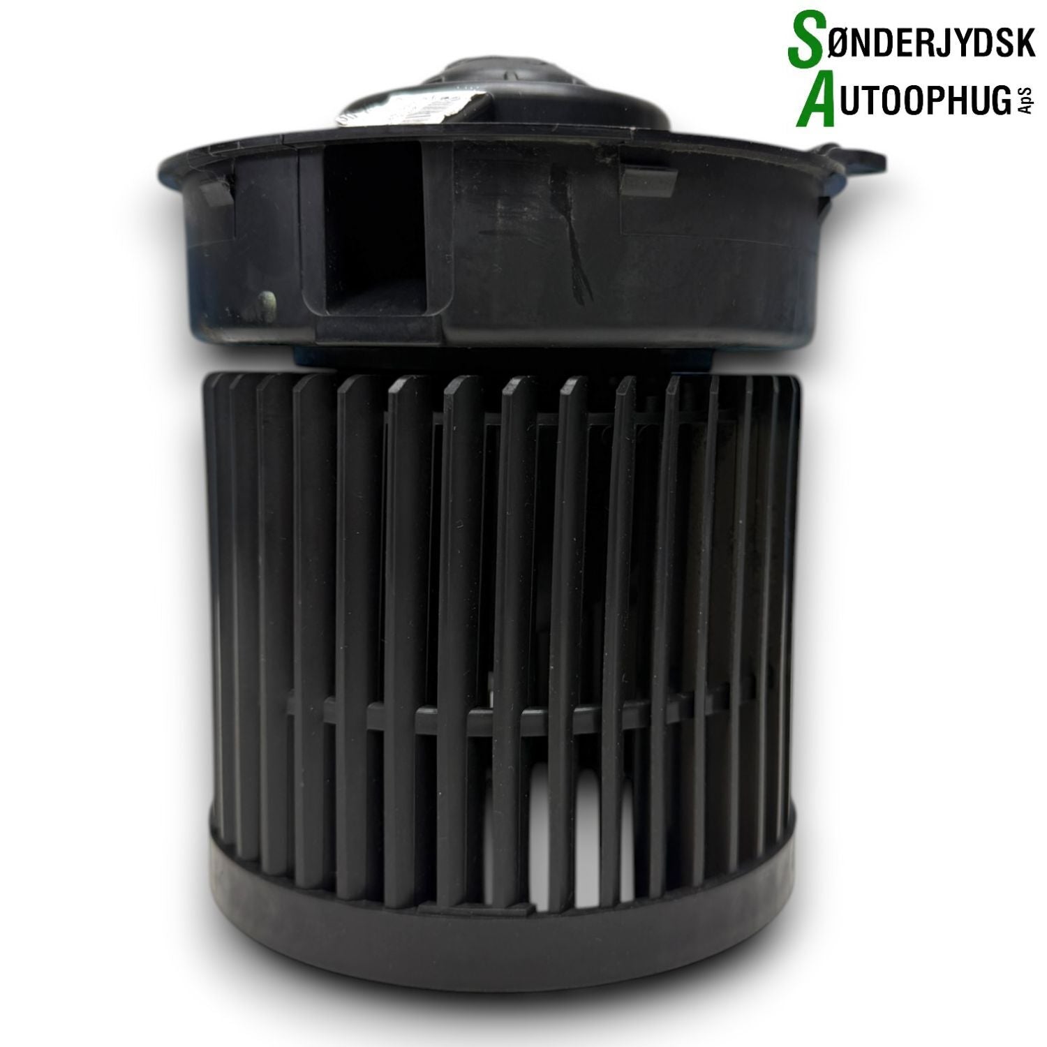 Nissan Qashqai Varmeblæser Med OEM Nr. 272264EM0A Fra Nissan Ophugger