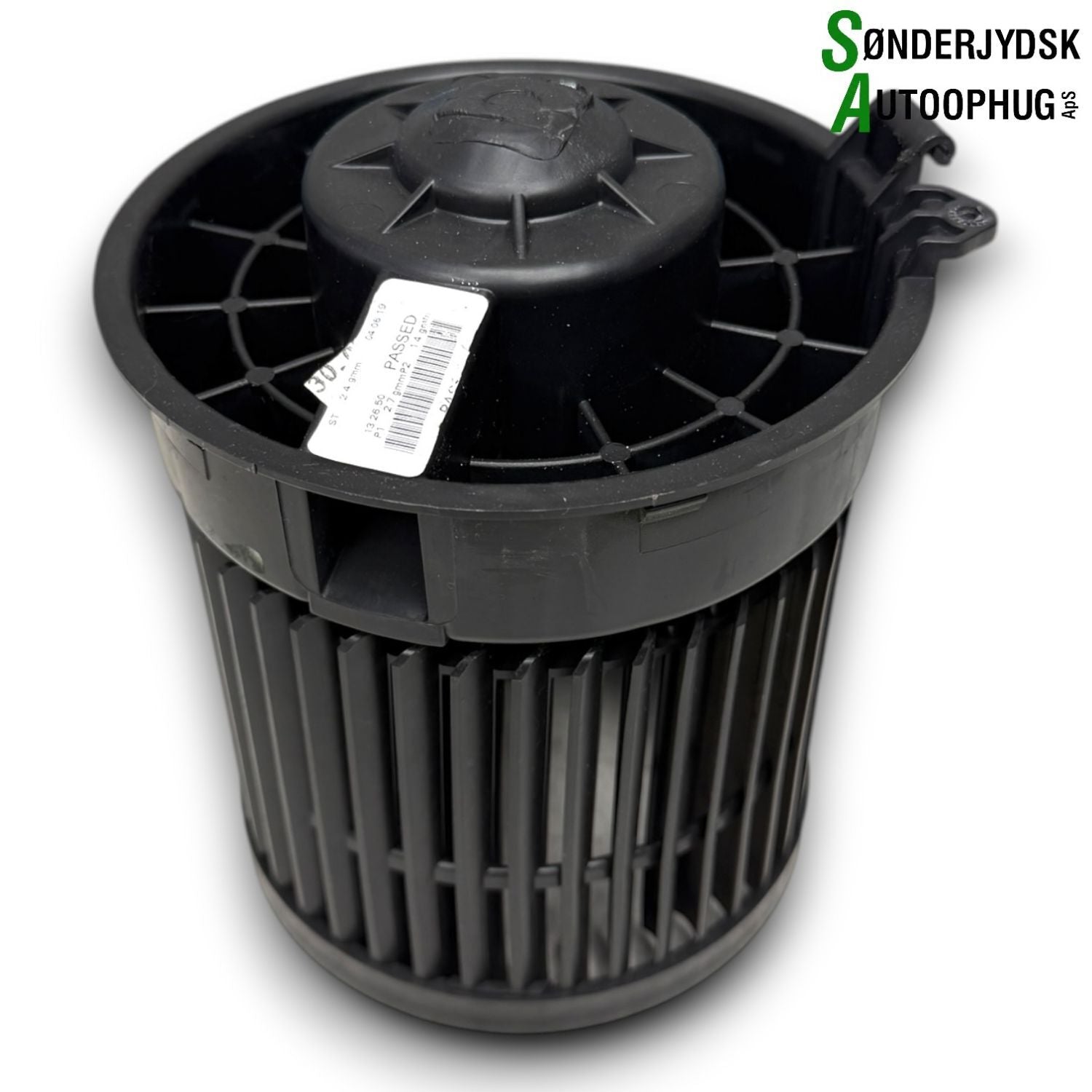 Nissan Qashqai Varmeblæser Med OEM Nr. 272264EM0A Fra Nissan Ophugger