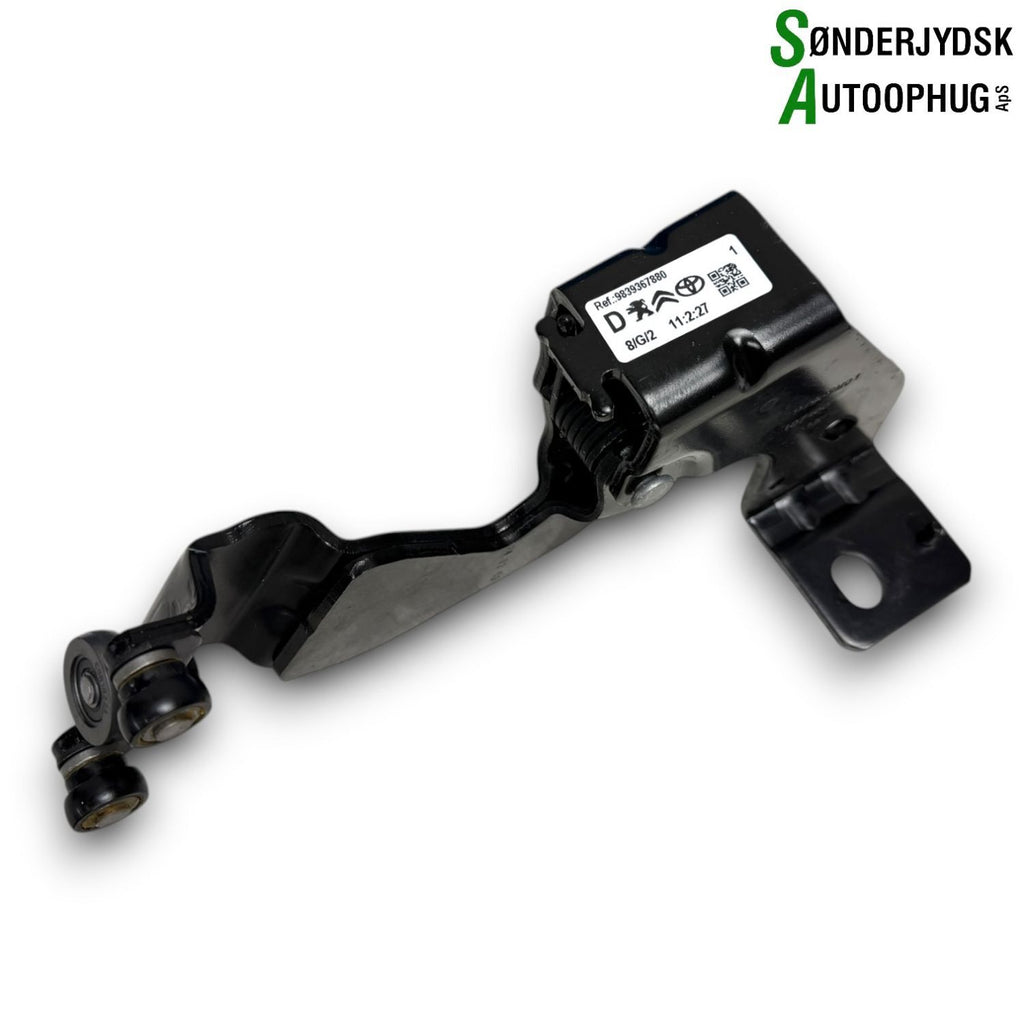 Peugeot Expert Hængsel Skydedør Med OEM Nr. 9808074880 Fra Peugeot Ophugger