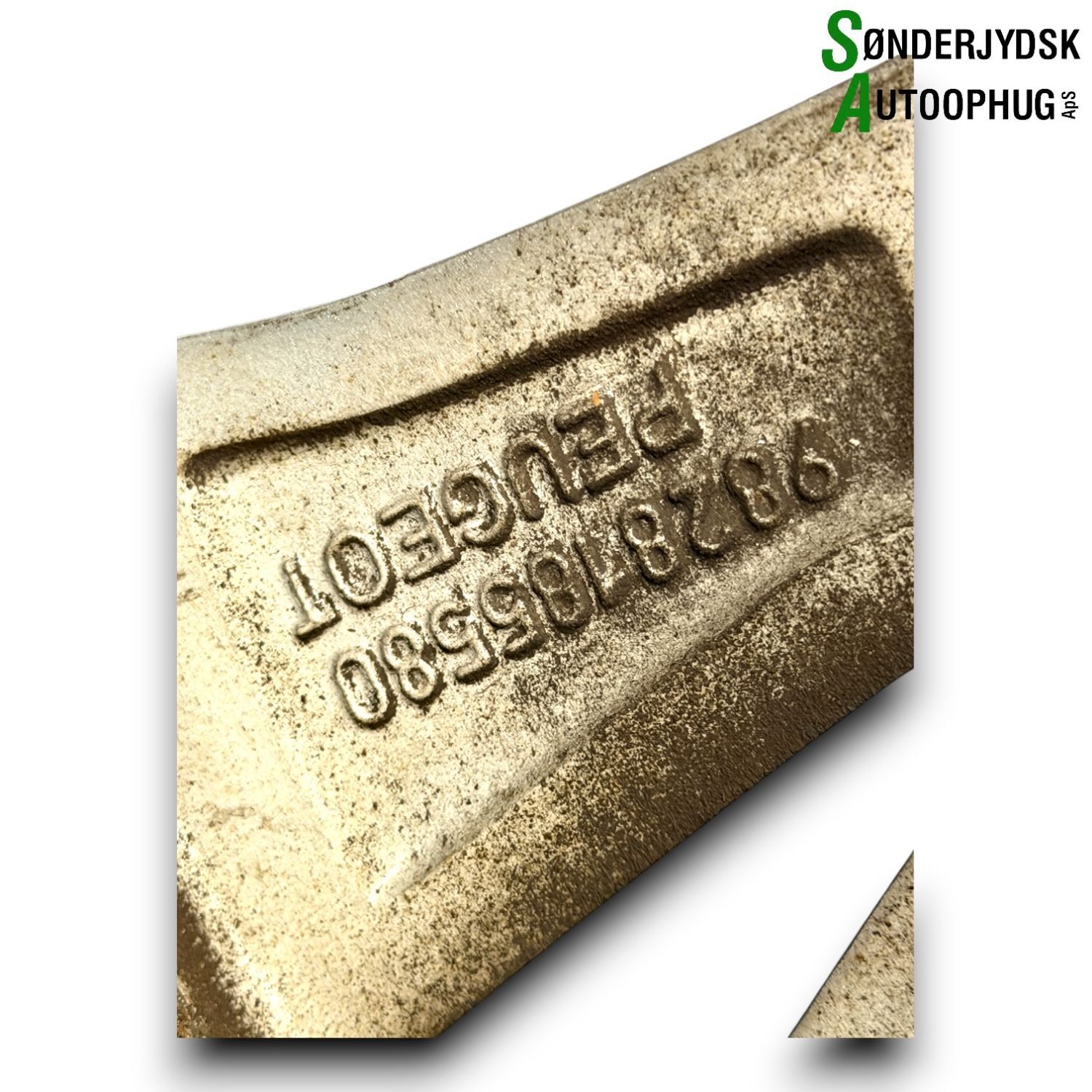 Peugeot 208 Fælge M/Vinter Dæk   Med OEM Nr. 9828185580 Fra Peugeot Ophugger