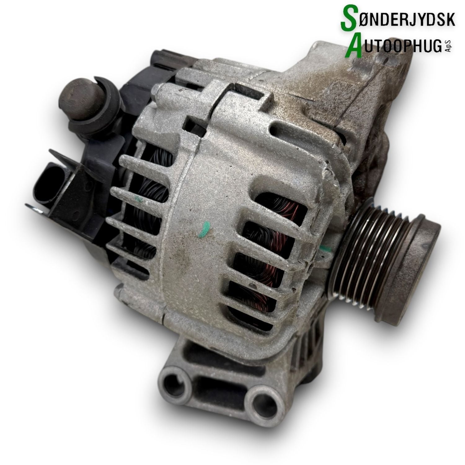 Ford Focus Generator Med OEM Nr. 2265729 Fra Ford Ophugger