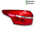 Ford Focus Baglygte Med OEM Nr. F1EB13405EB Fra Ford Ophugger