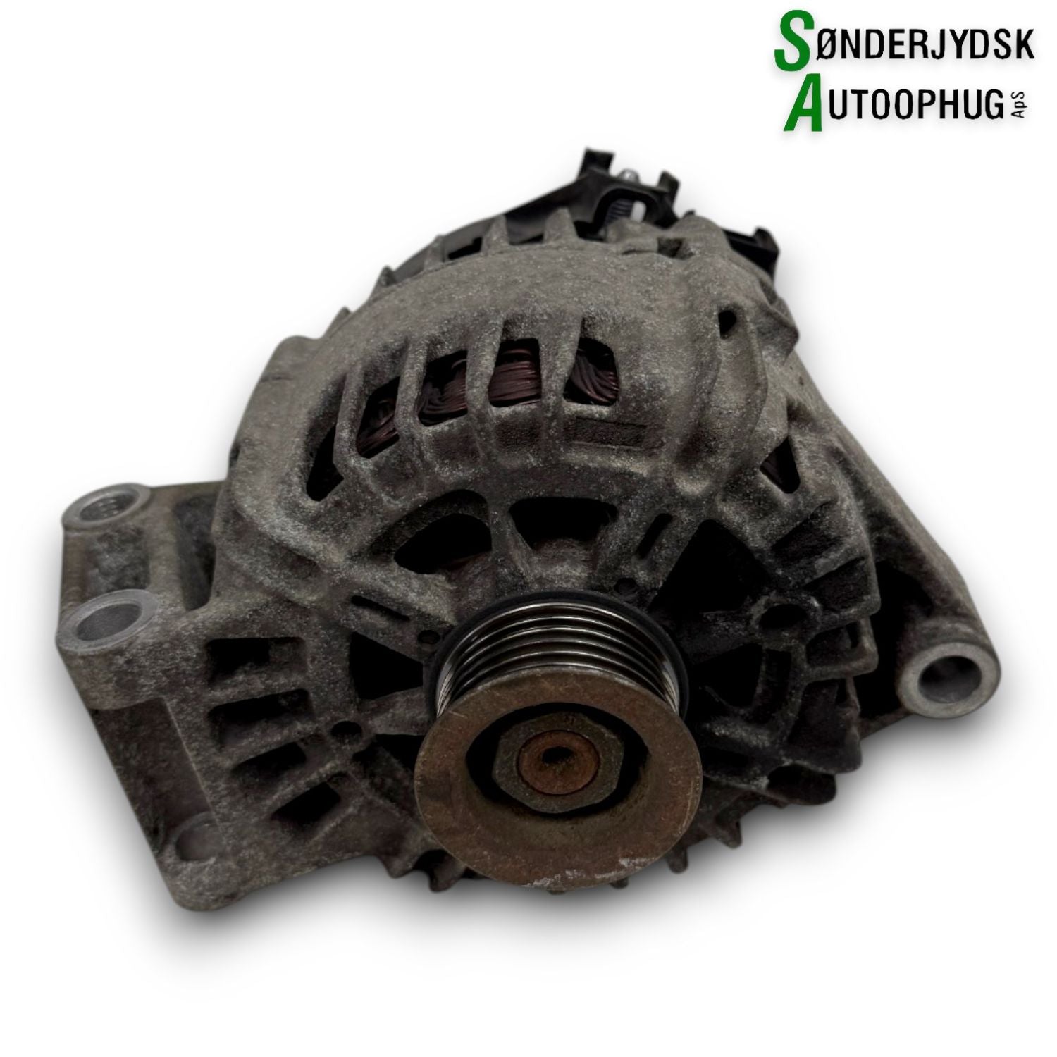 Ford Fiesta 7 Generator Med OEM Nr. AV6N10300HA Fra Ford Ophugger