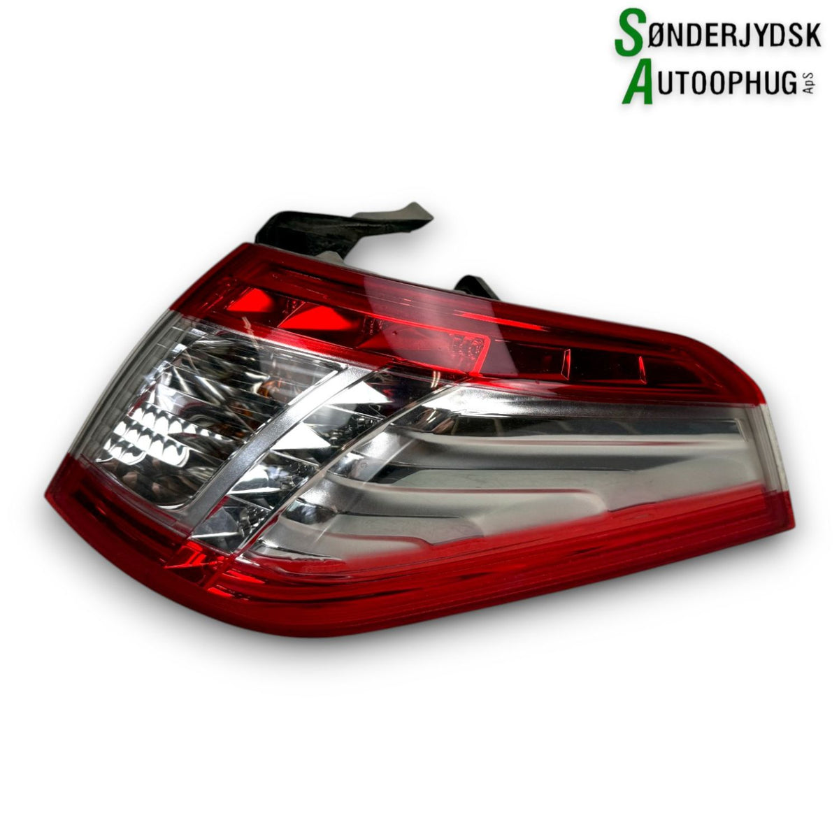Peugeot 508 Baglygte Med OEM Nr. 6351LY Fra Peugeot Ophugger