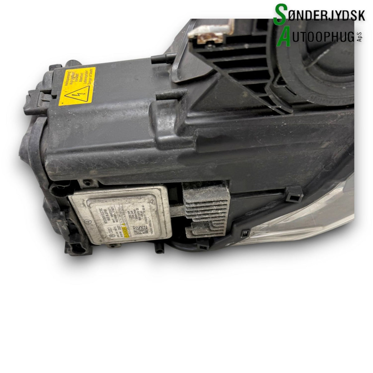 Audi A1 Forlygte Med OEM Nr. 8X0941043 Fra Audi Ophugger