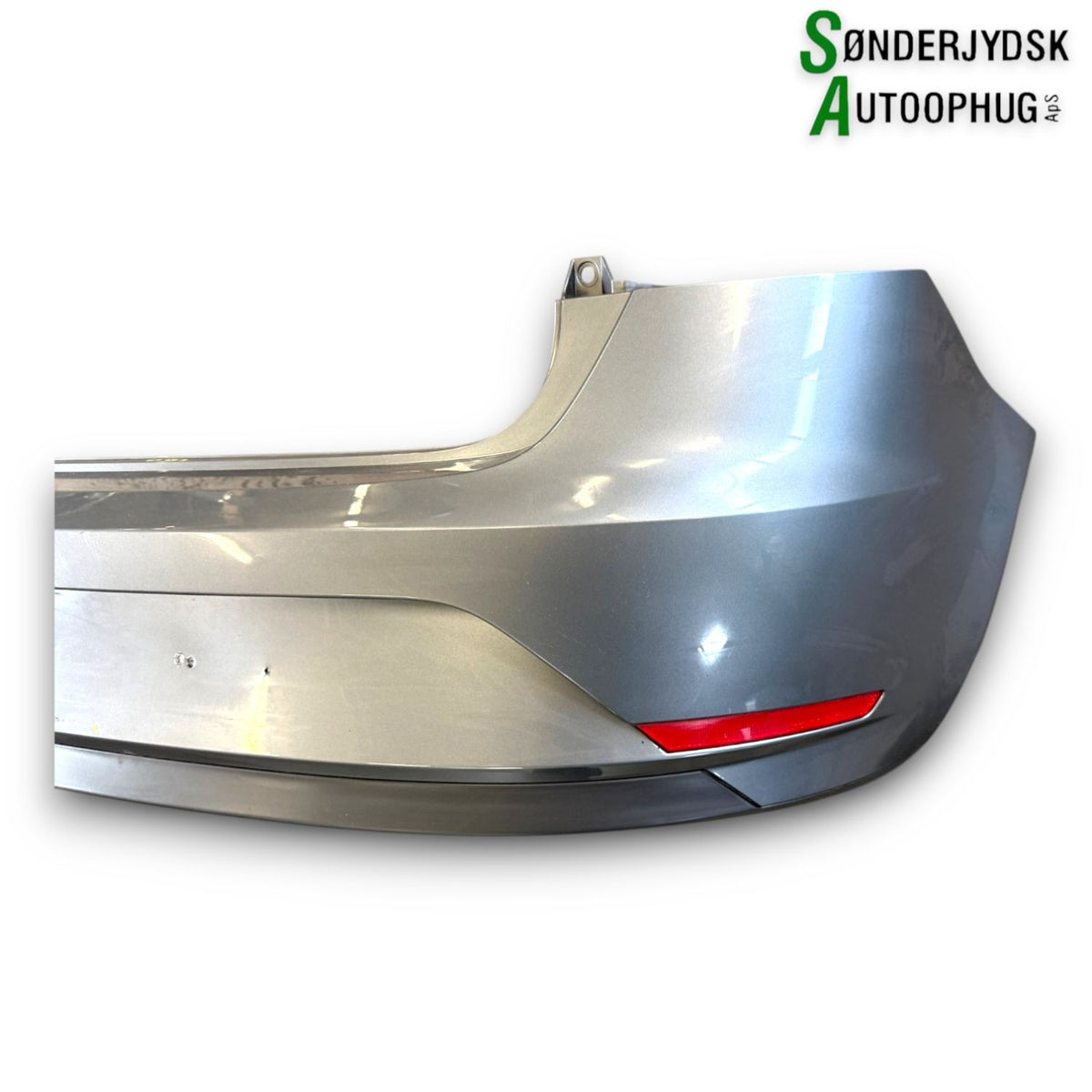Seat Ibiza Bagkofanger Med OEM Nr. 6J4807421E Fra Seat Ophugger