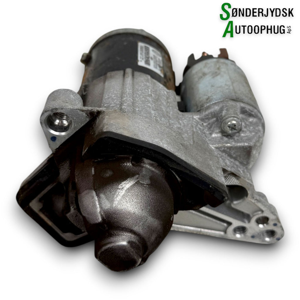 Renault Clio 4 Starter Med OEM Nr. 233000557R Fra Renault Ophugger