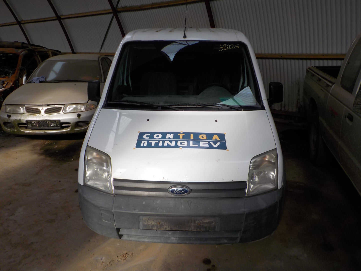 Ford Transit Connect Pluk-Selv-Bil Med OEM Nr. Ophugger Fra Ford Ophugger