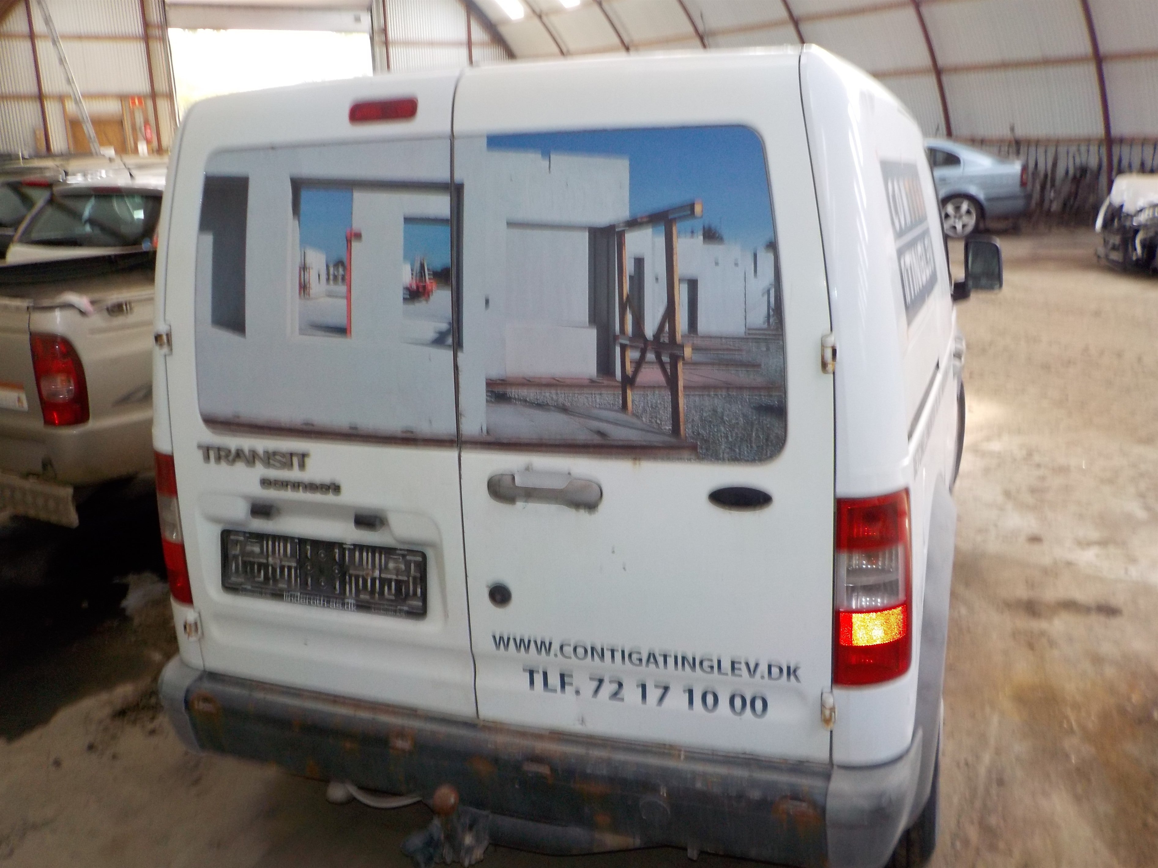 Ford Transit Connect Pluk-Selv-Bil Med OEM Nr. Ophugger Fra Ford Ophugger