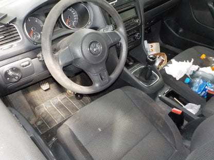 VW Golf 6 1K Pluk-Selv-Bil Med OEM Nr. Ophugger Fra VW Ophugger